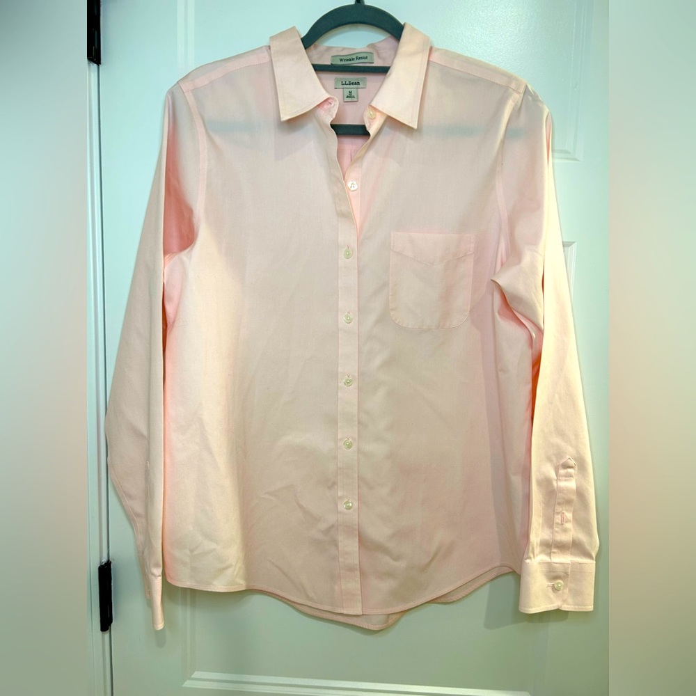 Men’s Light Pink Button Down Shirt- Medium EUC
